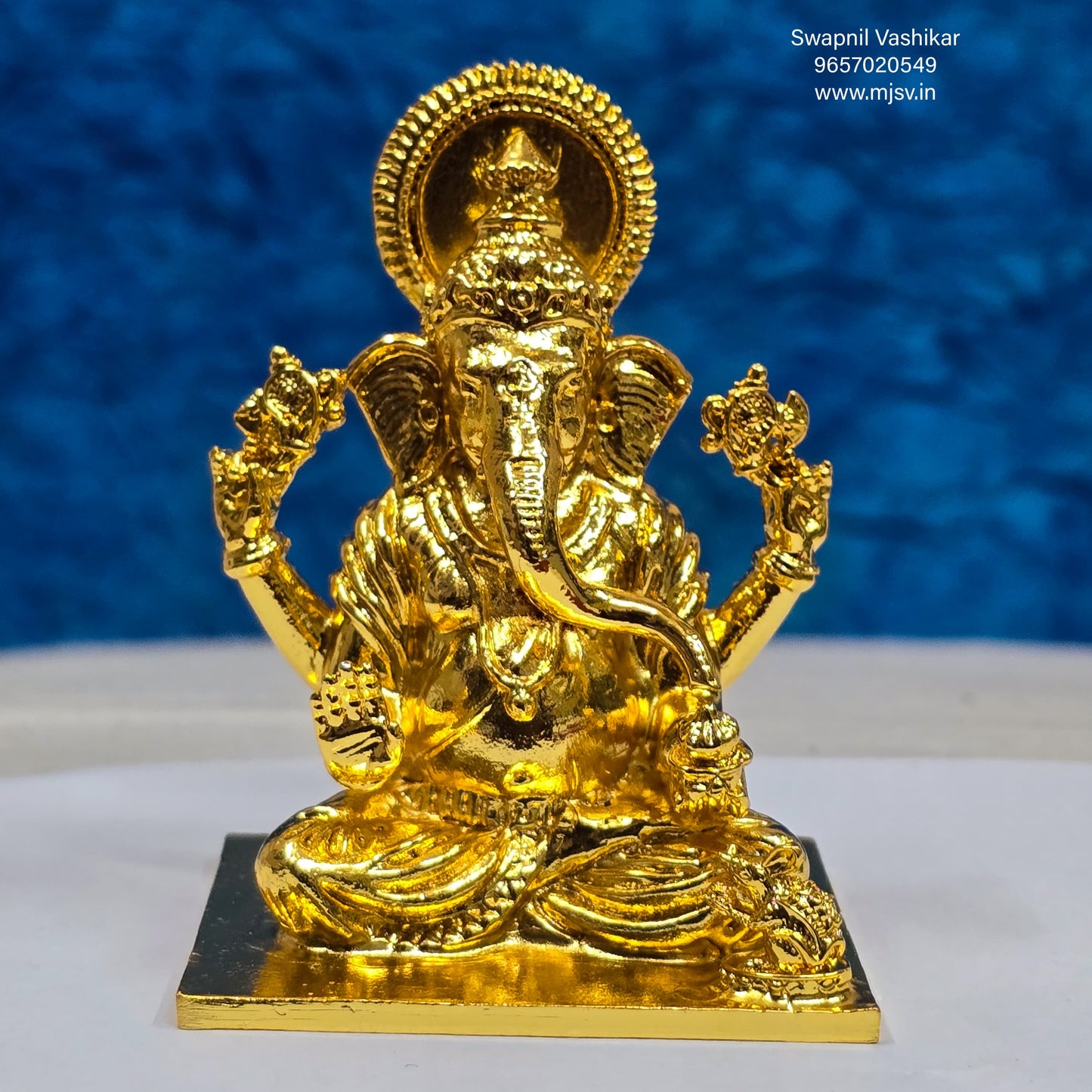 Ganesha idol in traditional Pattern Panchdhatu 3 inches
