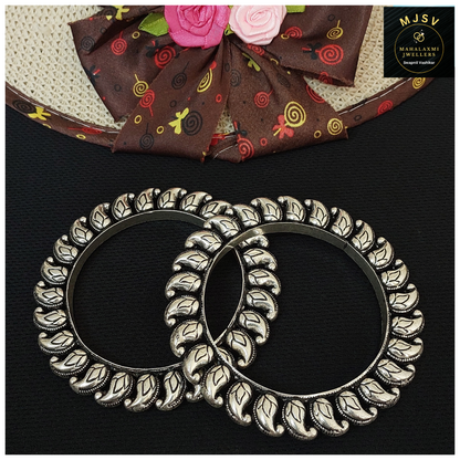 Silver Coated Koyari Bangles