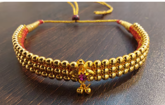 Golden Kolhapuri Thushi