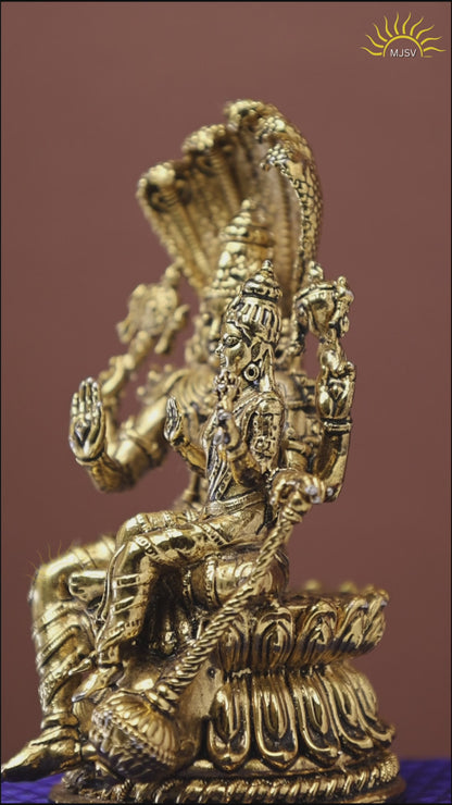 Vishnu Laxmi idol in Panchdhatu
